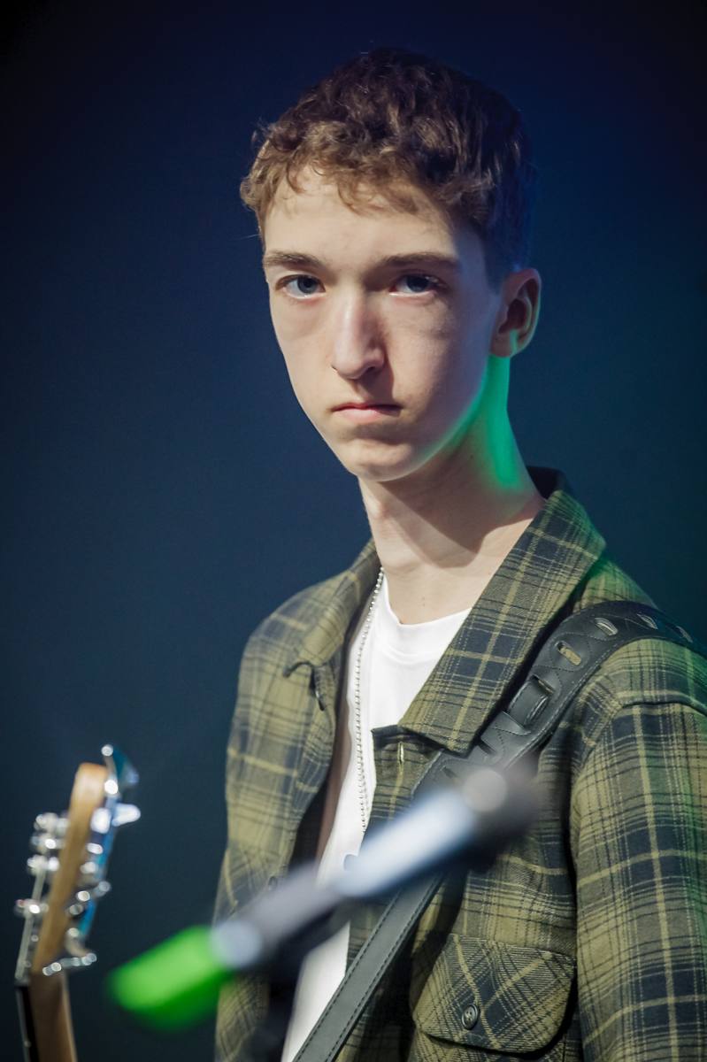 Contageous, Hotel California, Popgroep Contageous