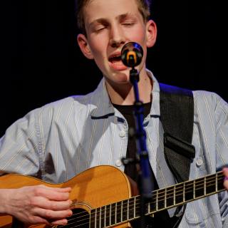 Vrijdag, Nout Schellevis